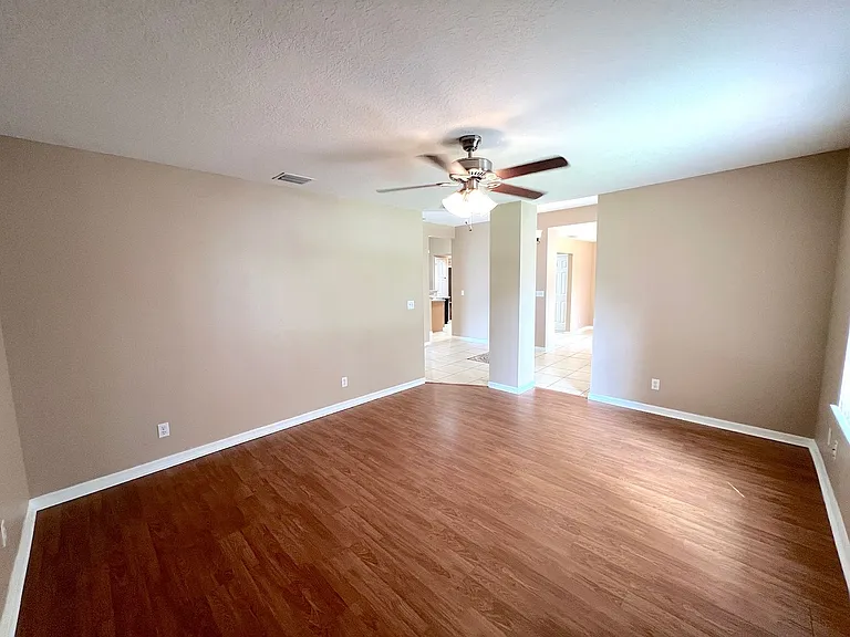 70 Pheasant Dr — Photo 9