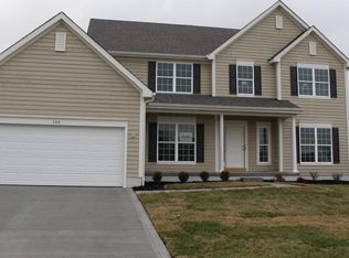 144 Pickerington Ponds Dr, Pickerington, OH 43147