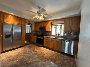 32 Oxford Park, Revere, MA 02151