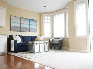 725 Harbor Watch Dr #207, Petoskey, MI 49770