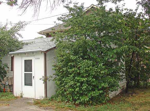 2nd image of 214 1/2 S 28th St