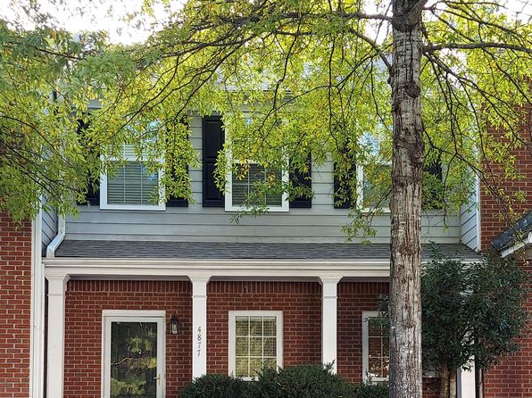 4877 Robinson Square Dr NW