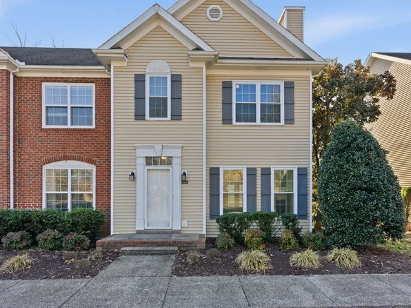 209 Newport Cove Ct, Thompsons Station, TN 37179