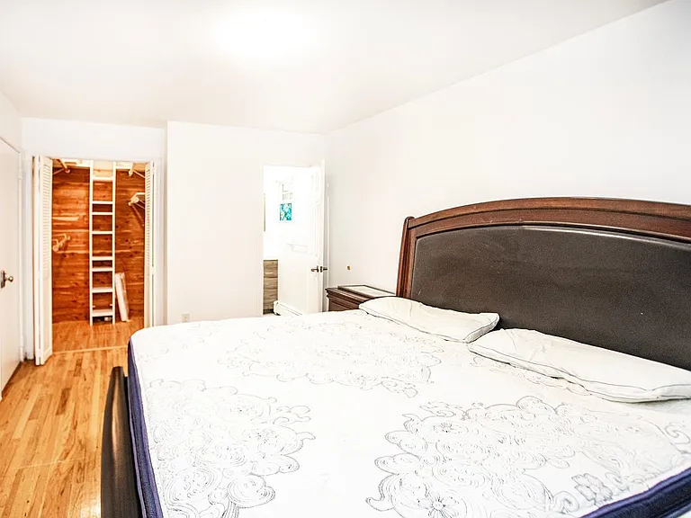 391 Manila Ave #2 — Photo 9