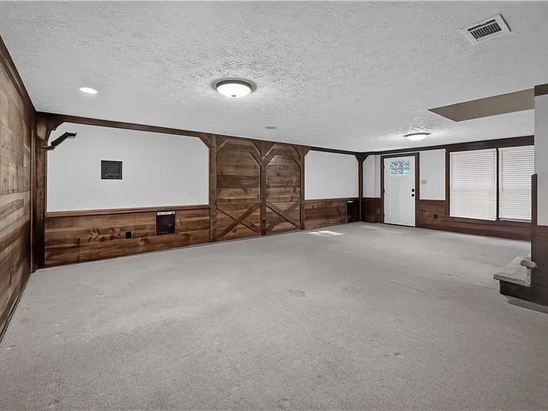 1955 Branchwood Ct — Photo 24