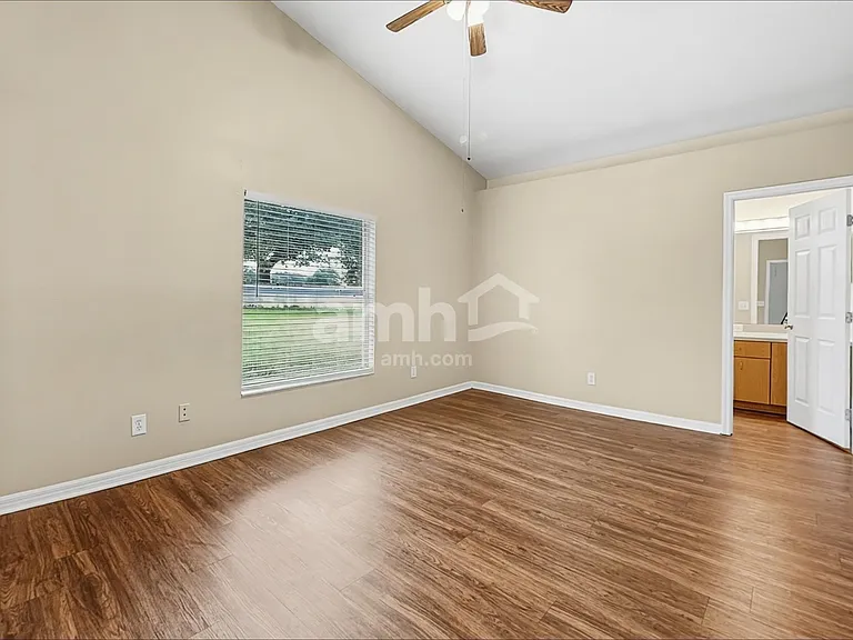 11330 Jim Ct — Photo 9