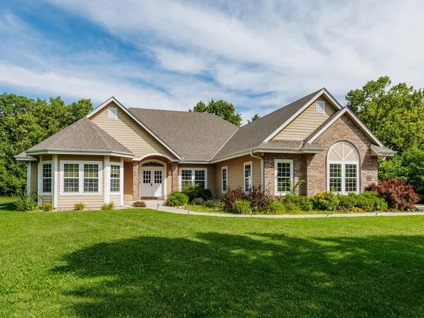 W209N11385 Reger COURT, Germantown, WI 53022