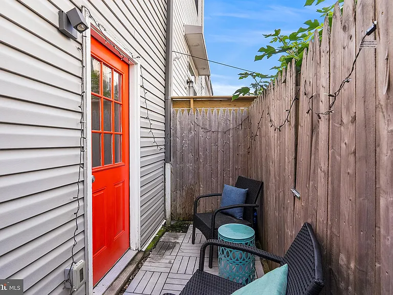 1316 S Dorrance St — Photo 3