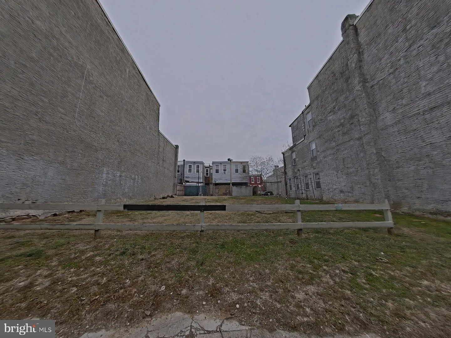 2455 N 19th St photo 1