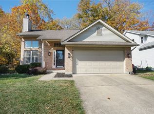 233 Hildebrant Dr, Maineville, OH