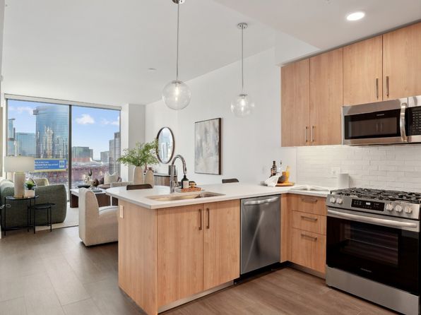 1212 Demonbreun St #A4-P, Nashville, TN 37203