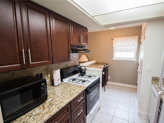 4th image of 6826 Colonial Dr #99-A