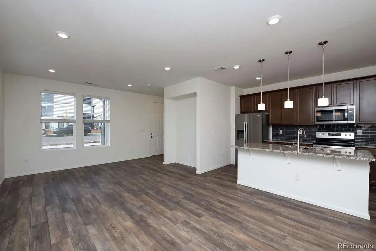 Building Photo - 2055 Alcott Way