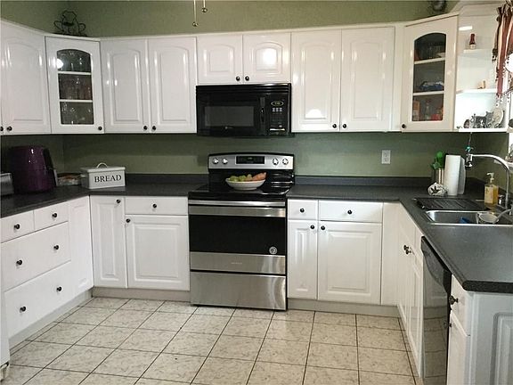 3rd image of 2164 Spyglass Dr