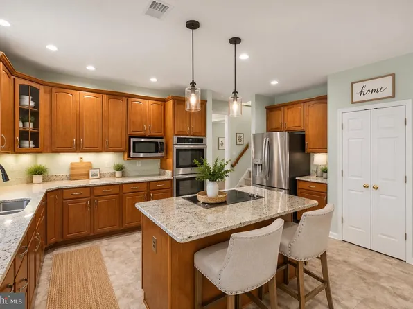59 Twin Hill Ln, Stafford, VA 22554