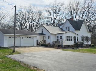 56973 E Arlington St, Bangor, MI 49013