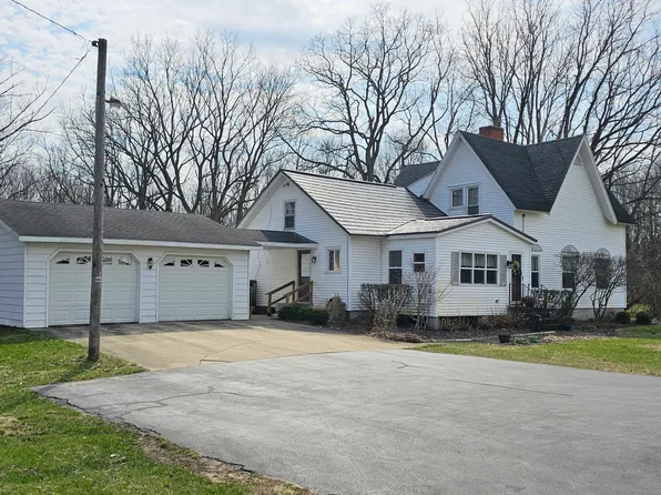 56973 E Arlington St, Bangor, MI 49013