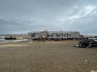 555 Harry Dr, Winnemucca, NV 89445