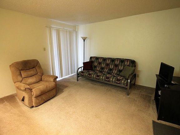 2nd image of 1901 Holleman Dr #514