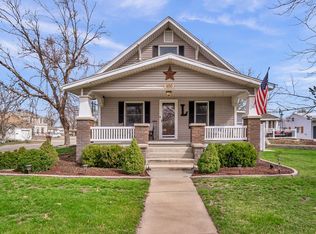 600 S Randall Ave, Moundridge, KS 67107