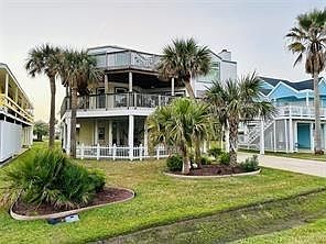 2nd image of 4119 Campeche Ct