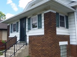 358 Theodore St, Crest Hill, IL 60403