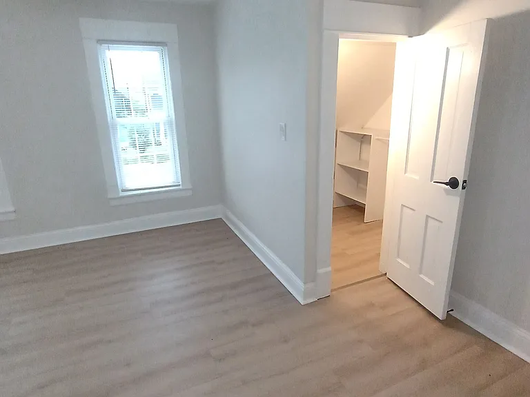 813 E Wayne St #2 — Photo 6