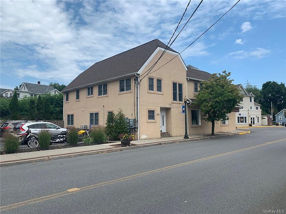 1st image of 244 Tate Ave