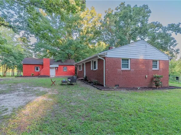 3226 Jidemi Rd, Greensboro, NC 27406