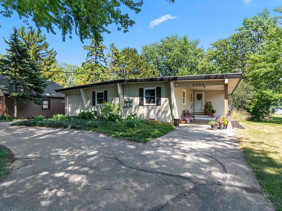 1st image of 5984 Lake Rd