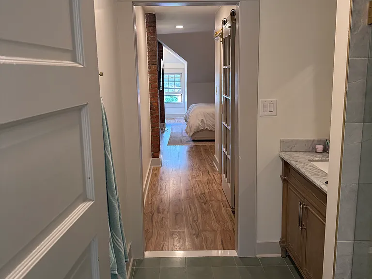 745-747 S 6th St — Photo 26