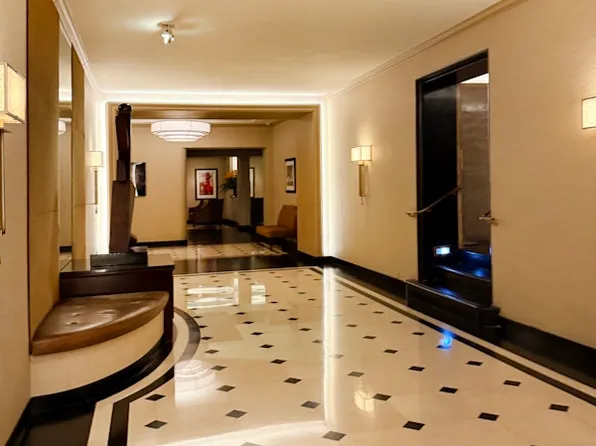 875 5th Avenue image 13 of 13