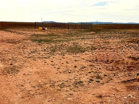 4th image of 9776 W Grape Creek Rd