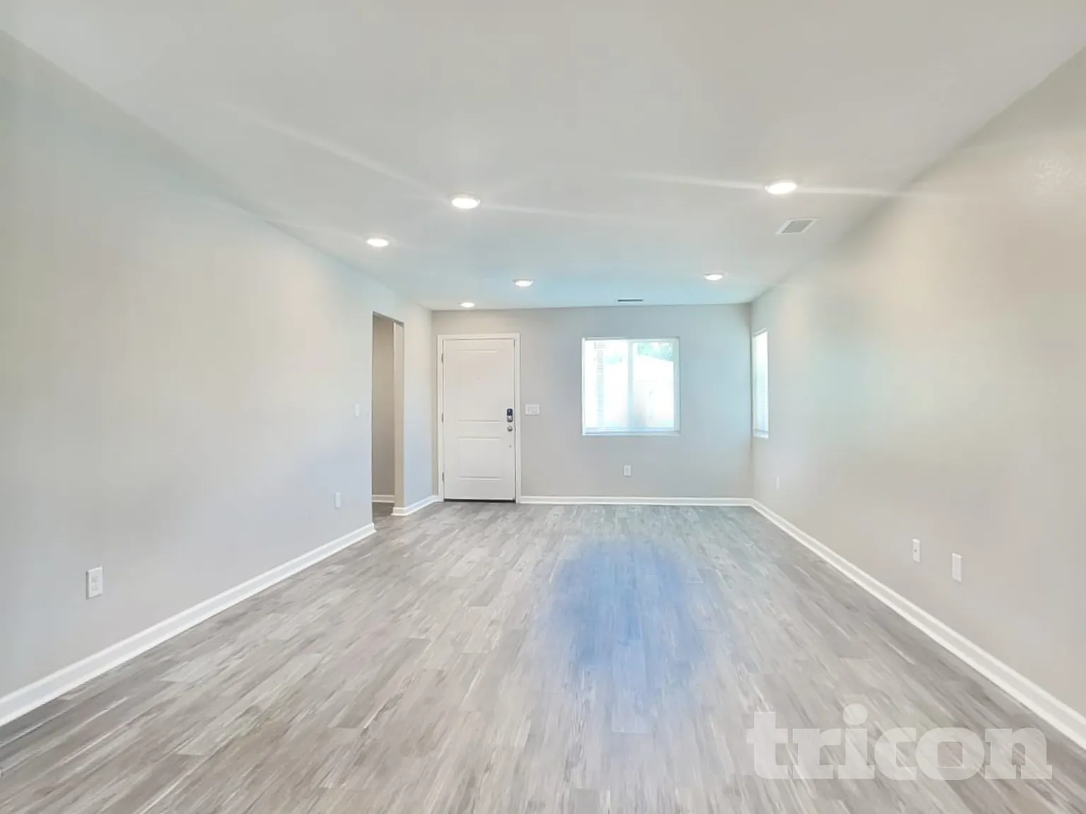 323 Double Spring Drive Reno NV — Photo 2