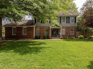 9017 W 116th St, Overland Park, KS 66210