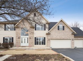 7300 Burning Tree Dr, McHenry, IL 60050