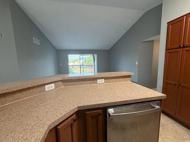 7670 Westwood Dr #715 — Photo 31