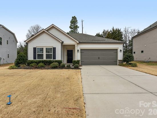 8522 Caruthers Dr, Charlotte, NC 28273