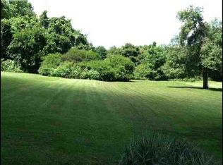 77 Waterloo Rd, Mogadore, OH 44260