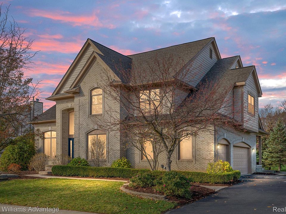 30319 Sterling Dr, Novi, MI 48377 | Zillow