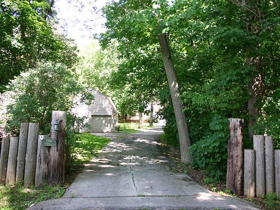 2nd image of W148N7590 Woodland Dr