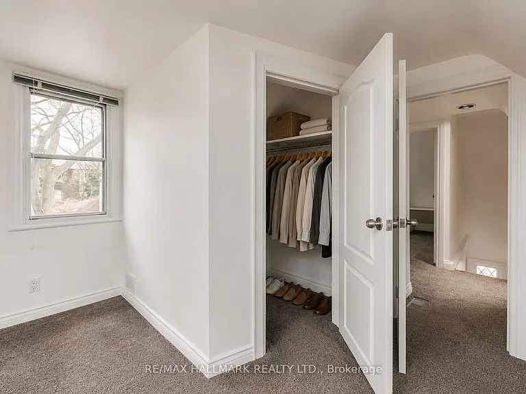 35 Benlamond Ave — Photo 7