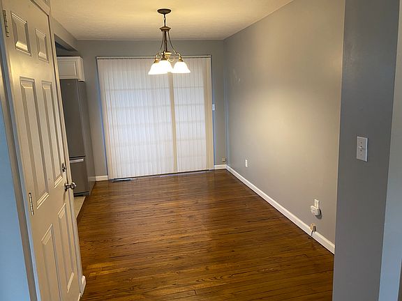 4th image of 7724 Old Clinton Pike