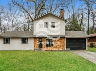 608 Clemson Dr, Warner Robins, GA 31093