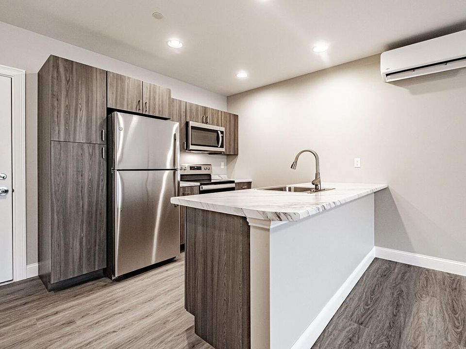 Lakewood Apartments 10 Friendly Way 240 Portland St Bridgton ME Zillow