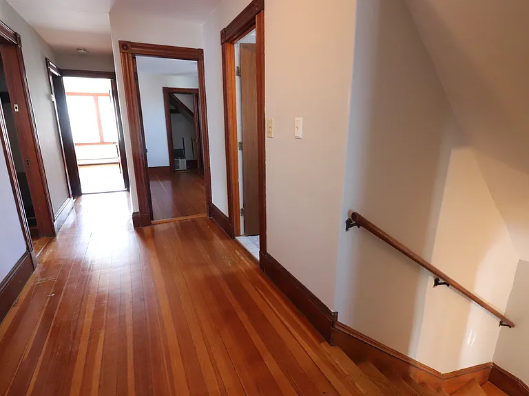19 Mapleton St — Photo 13