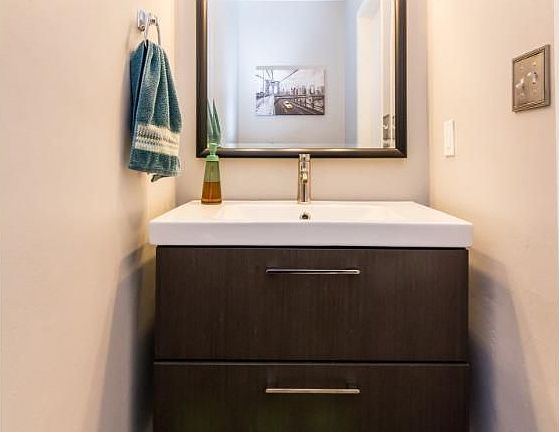 4th image of 739 Watersedge Dr