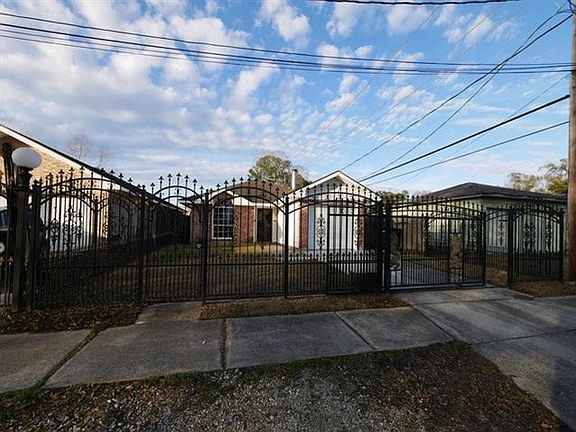 2nd image of 3211 Erickson Ave