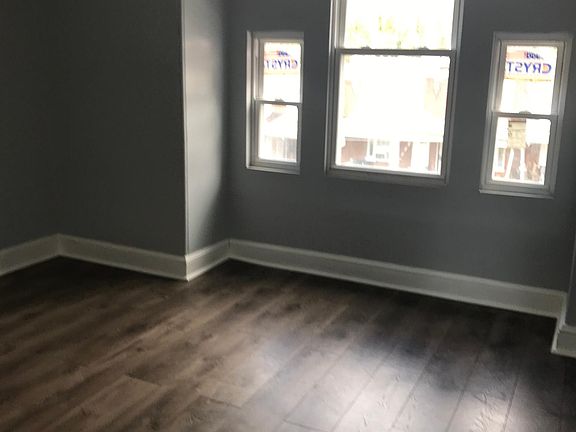 5th image of 556 E Penn St #1A