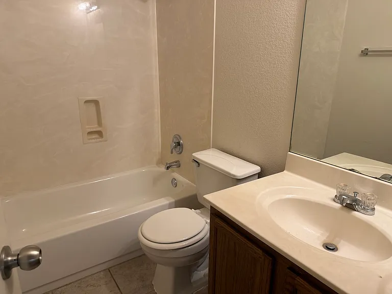 2300 Maedell Dr — Photo 10
